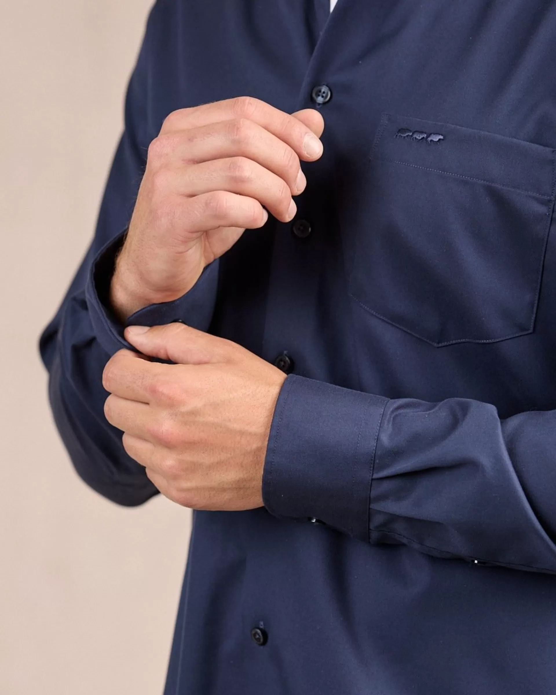 chemise_unie_bleu_marine_2-1.webp Discount Chemise unie bleu marine Homme Chemise