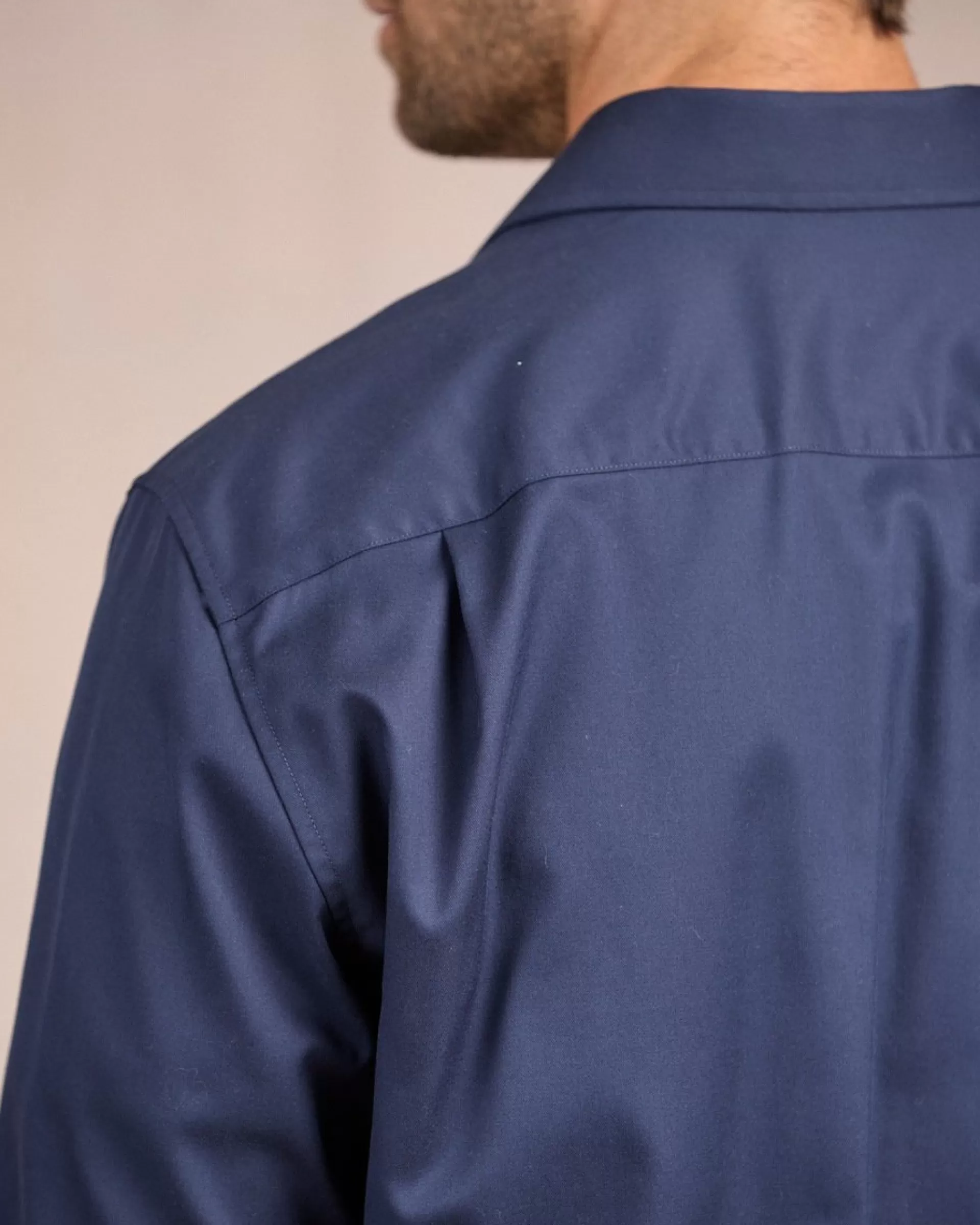 chemise_unie_bleu_marine_3-1.webp Discount Chemise unie bleu marine Homme Chemise