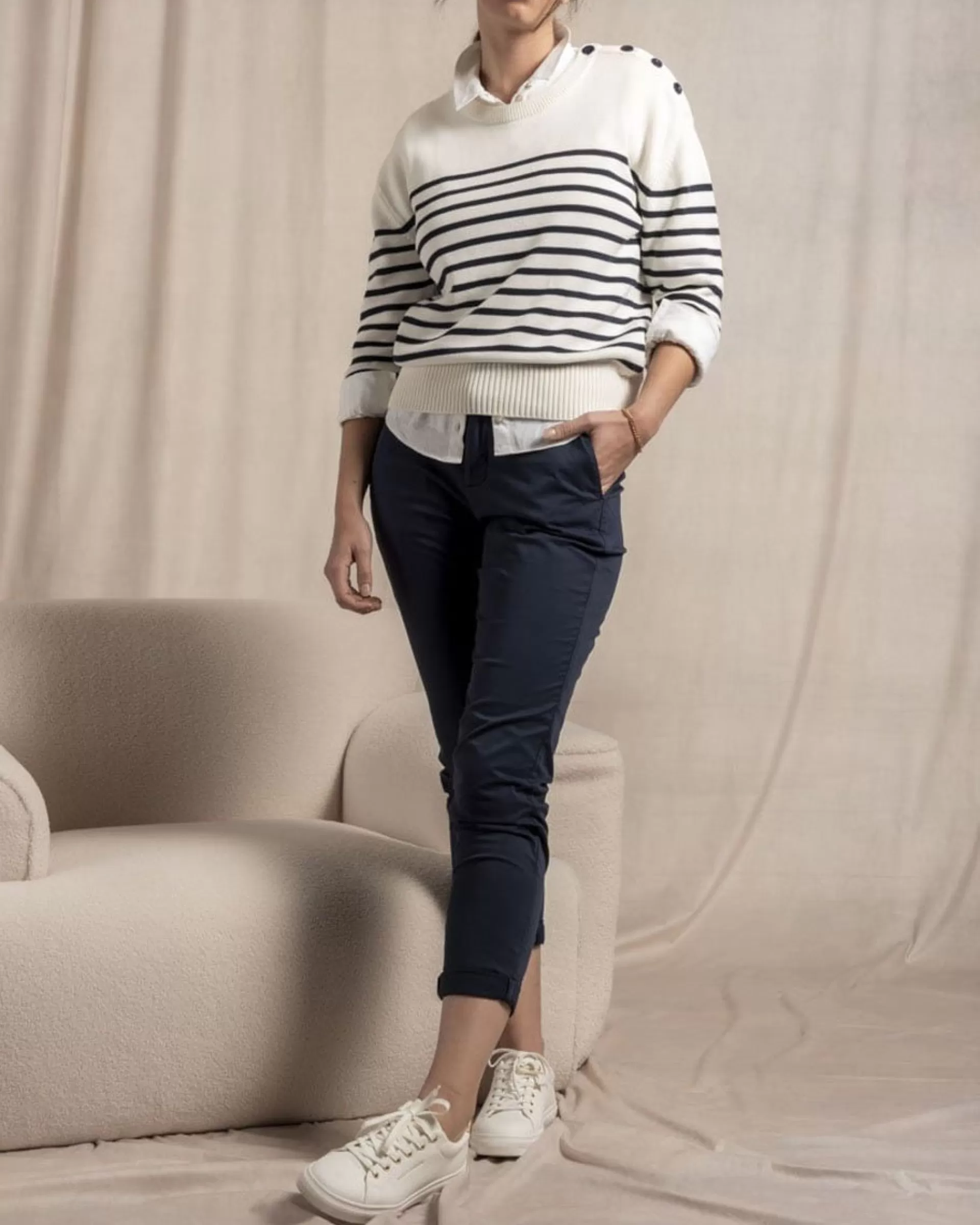 Shop Pantalon chino bleu marine Femme Pantalon & Jean