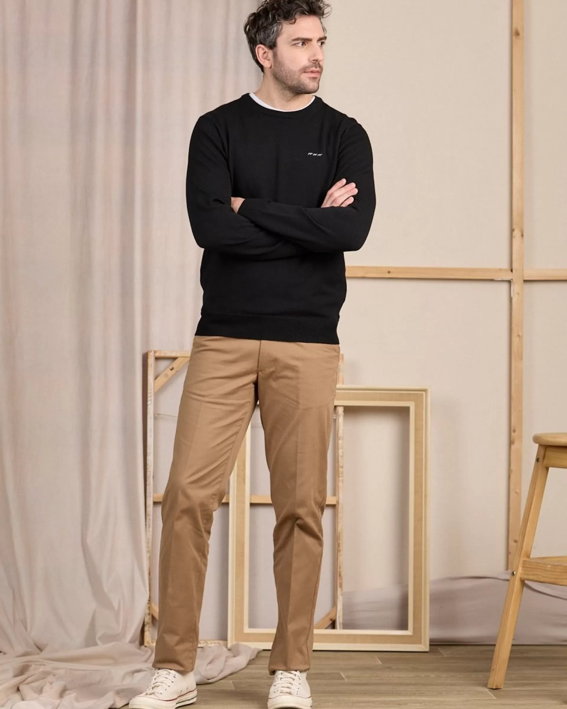 pull_col_rond_noir_5-1.webp Best Sale Pull col rond Homme Pull